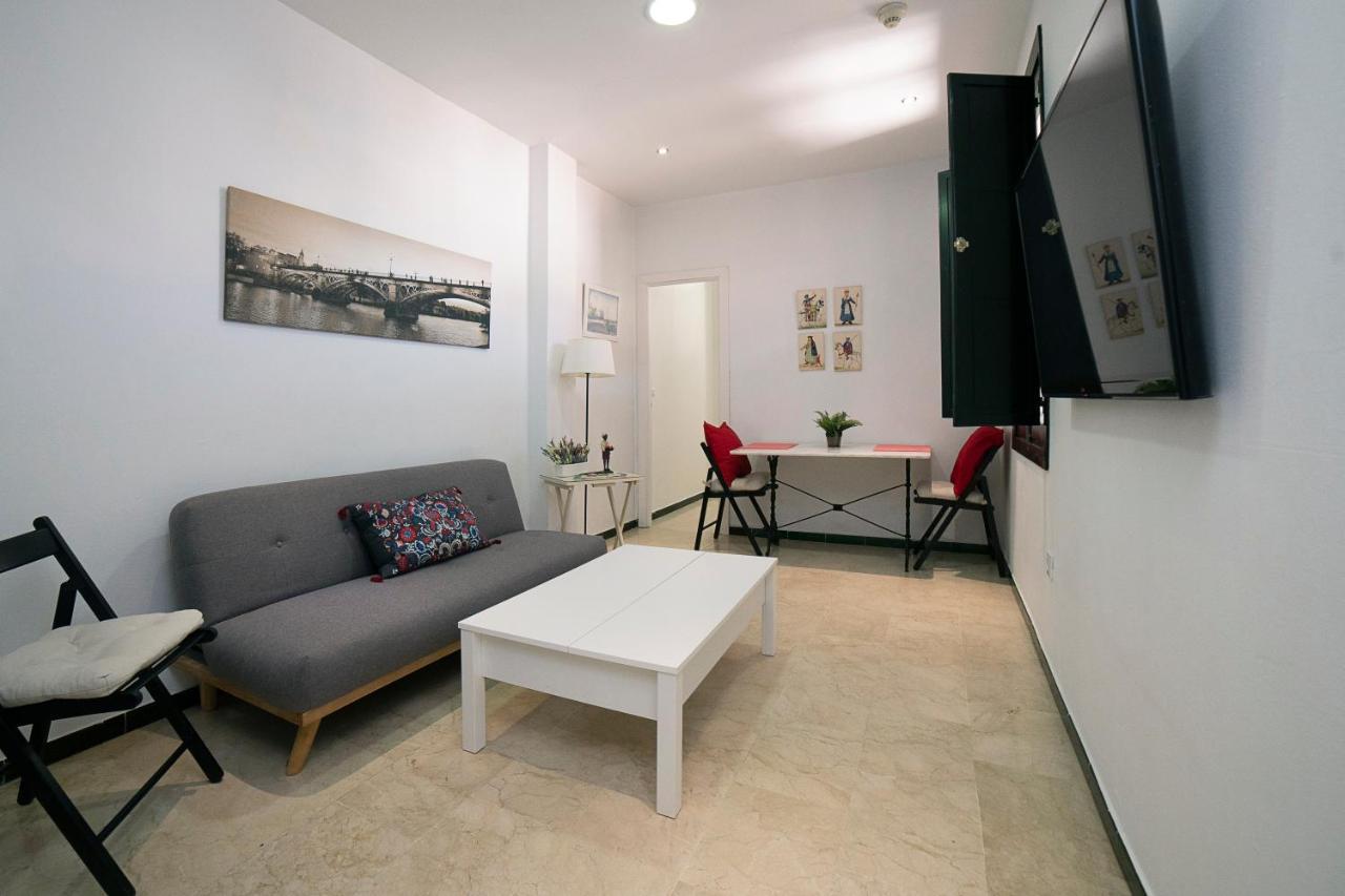 Alohamundi Lumbreras II Lägenhet Sevilla Exteriör bild