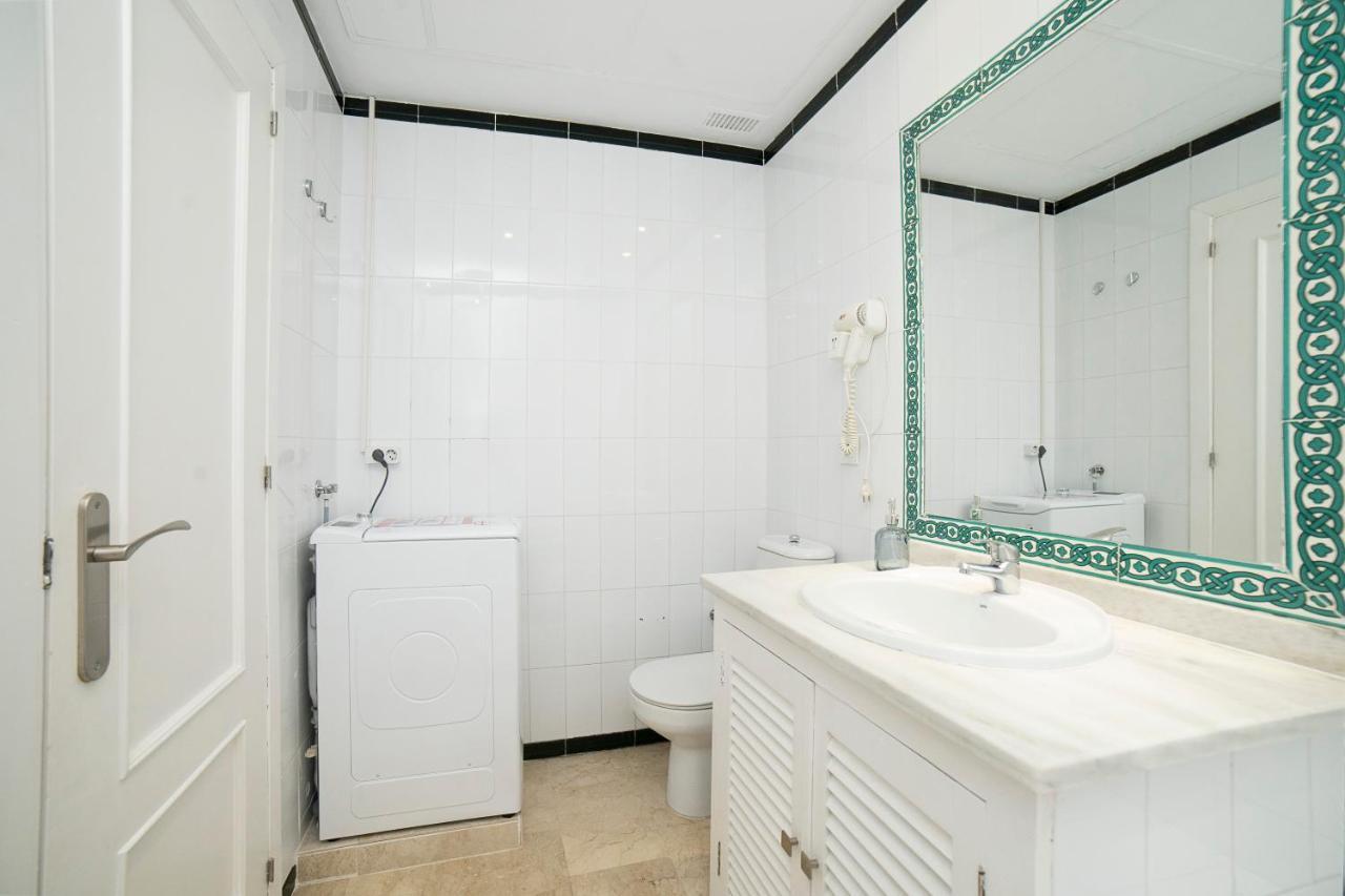 Alohamundi Lumbreras II Lägenhet Sevilla Exteriör bild